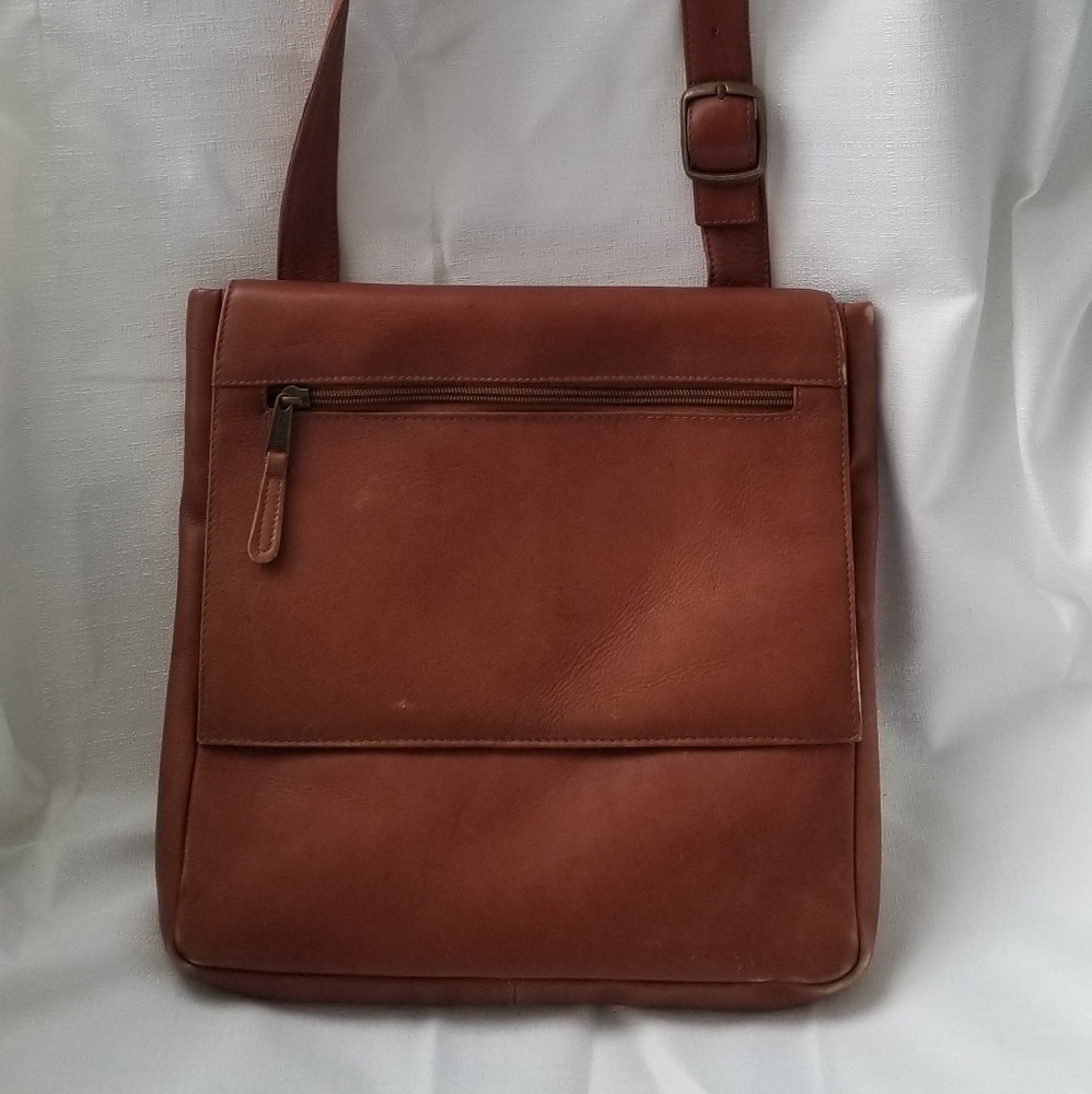 Clava Camel Leather Crossbody